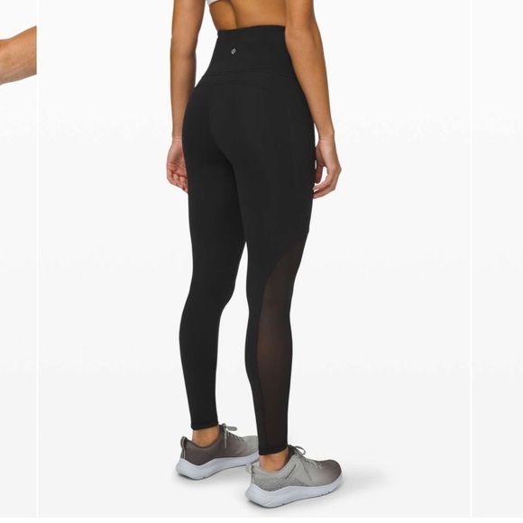 Lululemon Mastered Motion High-Rise Tight 28"
Black size 4 - Picture 4 of 9